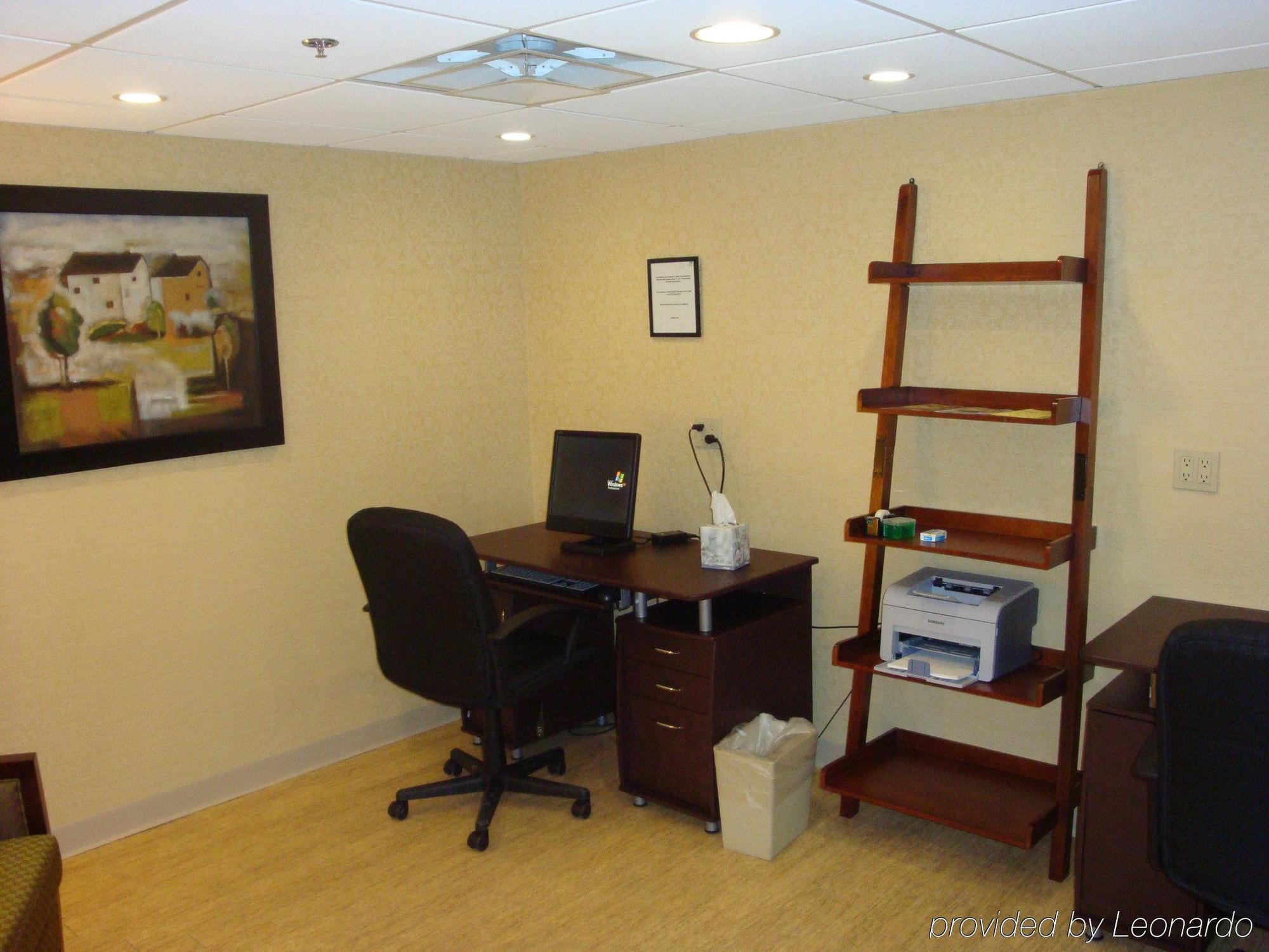 Holiday Inn & Suites Boston Peabody, An Ihg Hotel Facilities photo